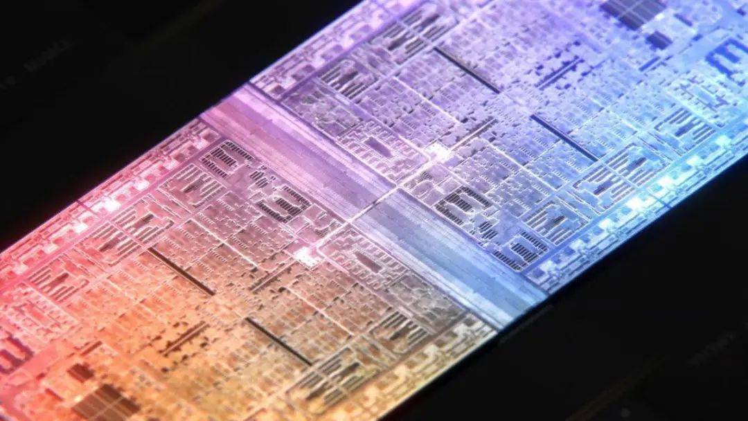 苹果 iOS 26 最全预测：UI 或比 AI 先更新 ， iPhone 这些升级你每天都用