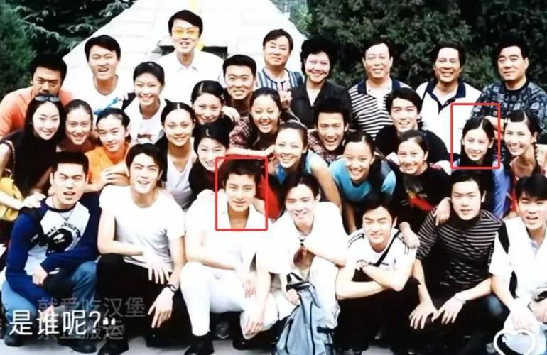 黄圣依承认初恋是贾乃亮！大学时一起排练节目，分手后仍是好朋友