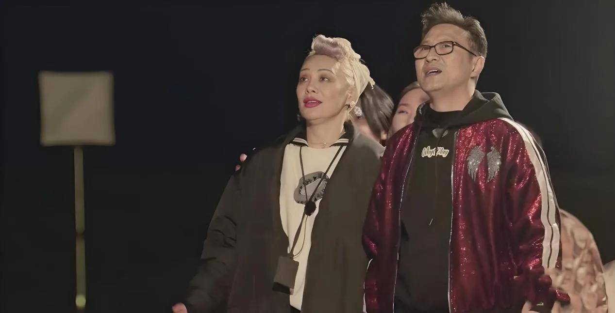 汪峰宁静牵手风波升级！女友森林北评论区沦陷，两人疑似已经分手