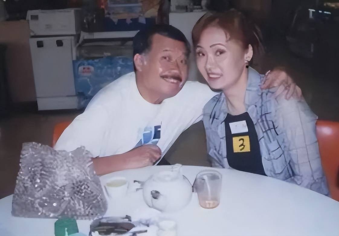 88岁香港导演唐佳坠楼身亡！现场惨烈身首异处，初判因妻病重自杀