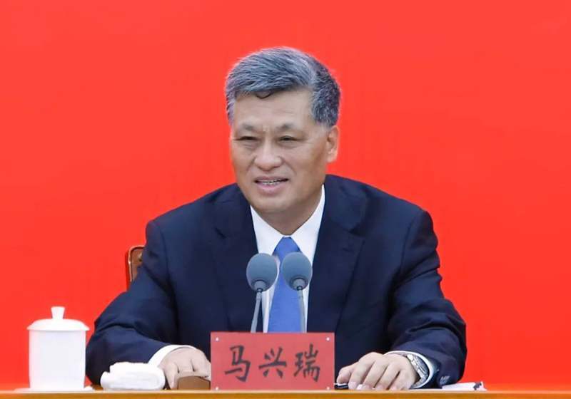 新疆维吾尔自治区党委书记调整