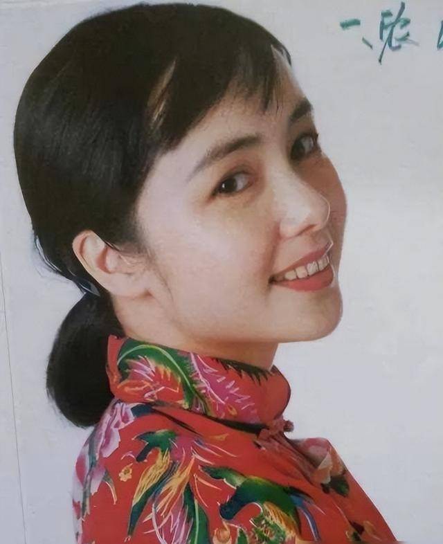 蒋雯丽的堕落，是整个演艺圈的“悲哀”，也是无法挽回的损失