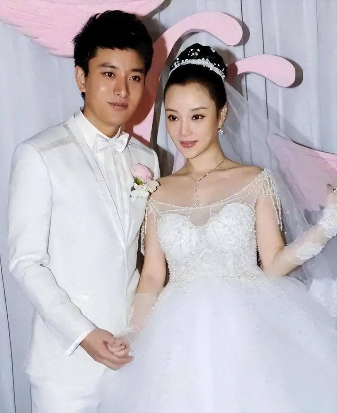 离婚6年后！李小璐二胎疑云+贾乃亮复合传闻？甜馨一句话让网友闭嘴