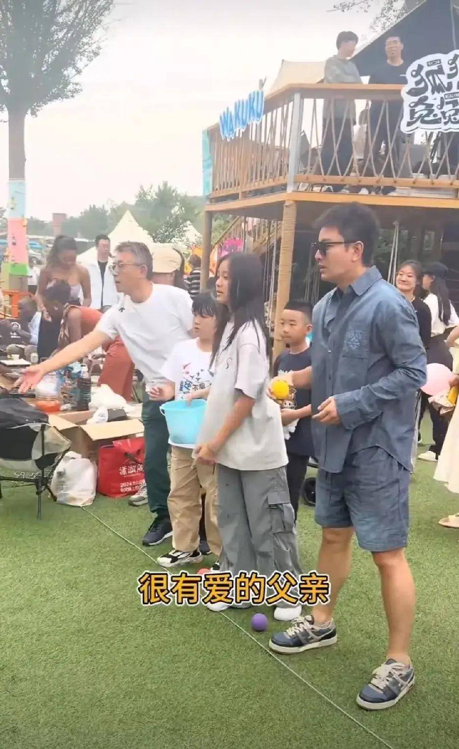 李小璐被曝二胎生子，与贾乃亮早成过去式，甜馨成负面消息接盘侠