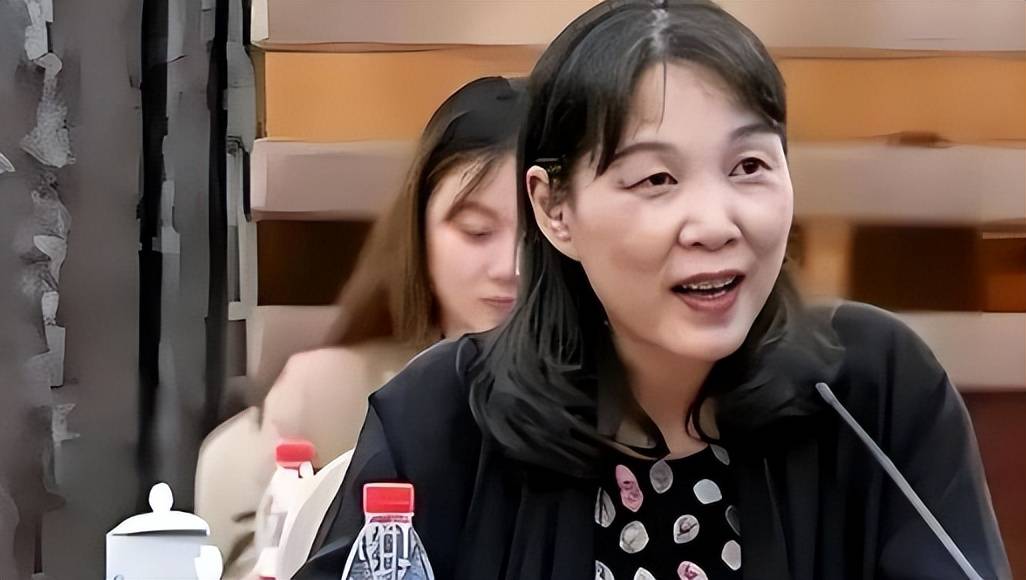 杜建英这个人，完全不经扒！当年协议中，拿到的实际好处相当丰厚