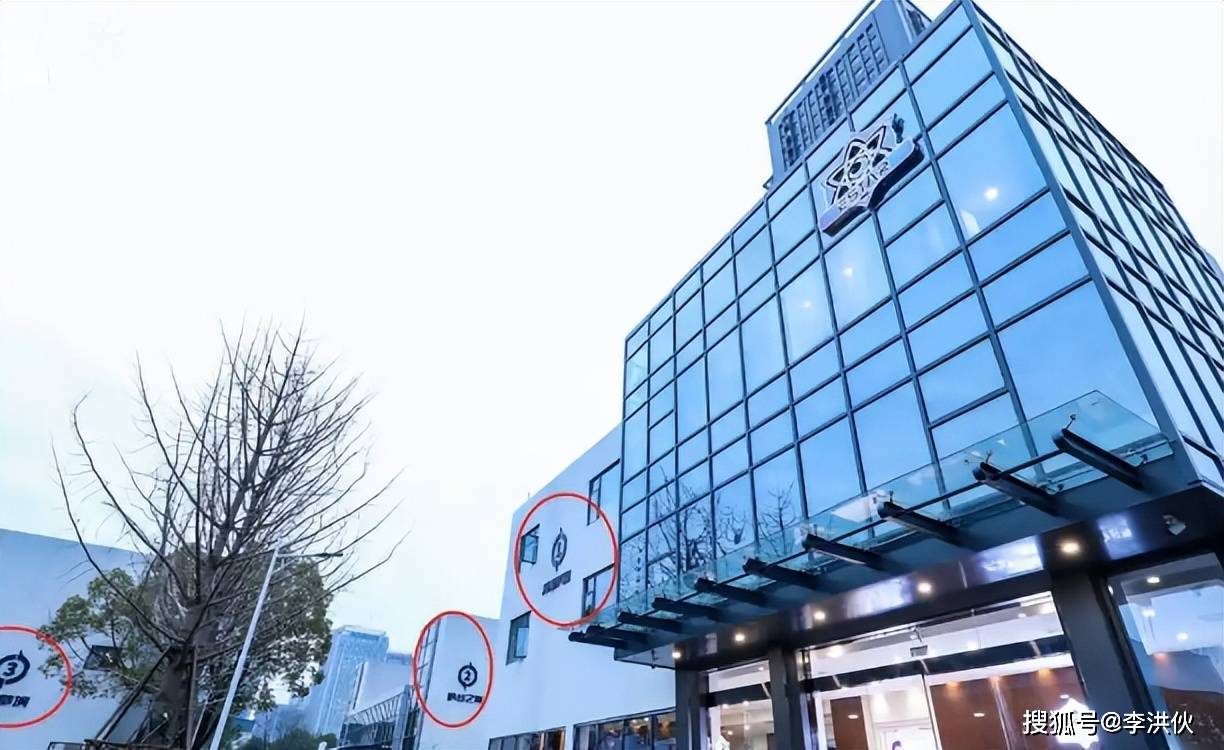 上个月才收购王思聪公司，何猷君被曝已欠薪半年，一年亏损上千万