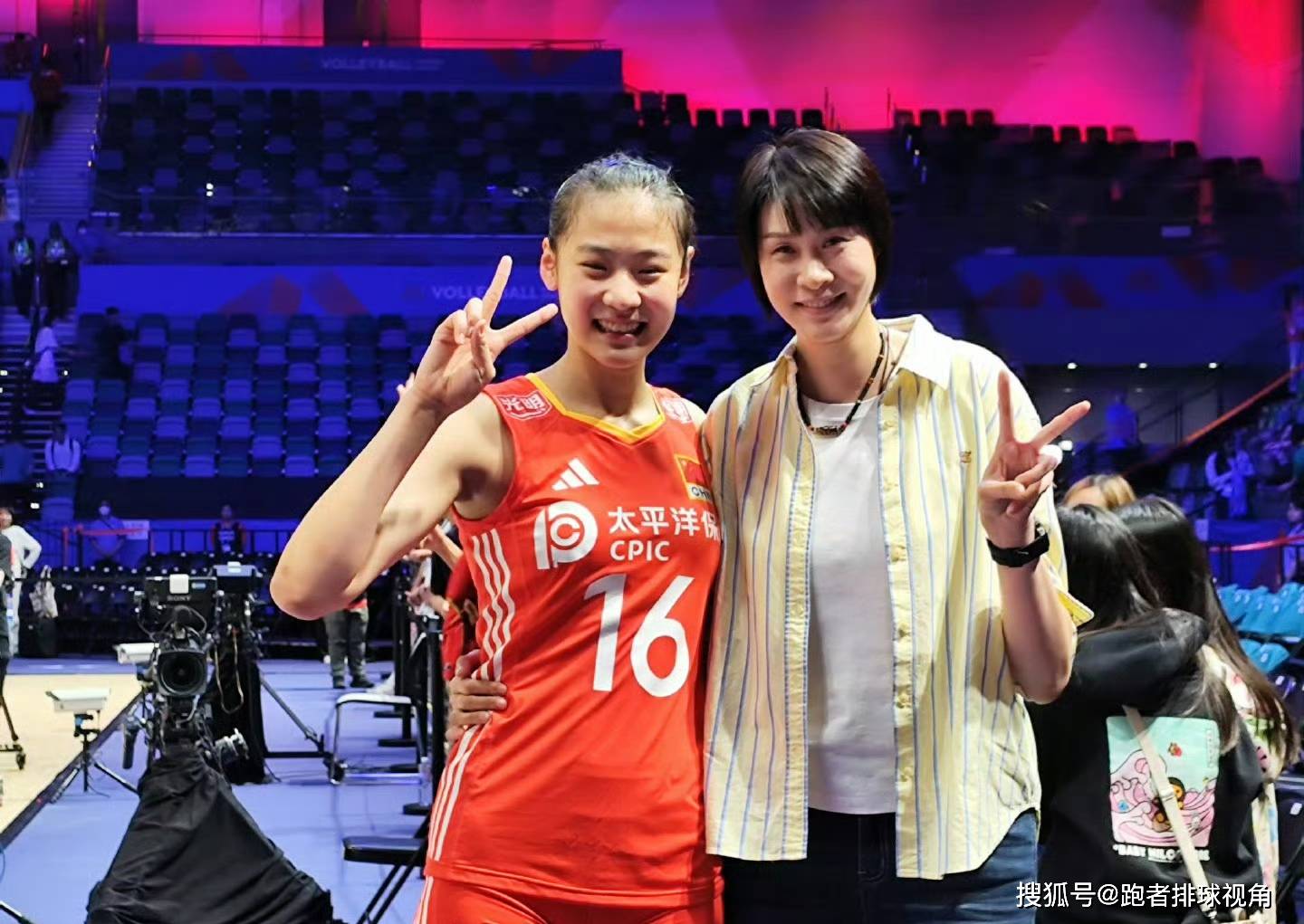 原创             中国女排集训名单调整！王奥芊离队，高意回归，袁心玥太可惜