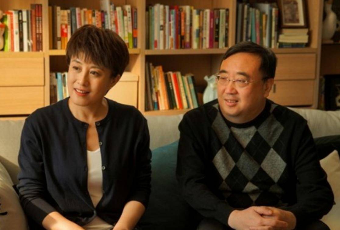 她长得漂亮，演技好，出道30年零绯闻，嫁小丈夫不生孩子也幸福