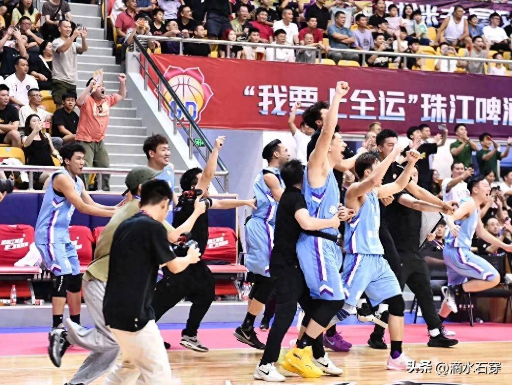 CBA盘口与数据深度__今日CBA盘口分析·大小分策略·球队档案广东篮球尘埃落定！河源队拿下首冠万圣伟锁定胜局赵锦洋低迷