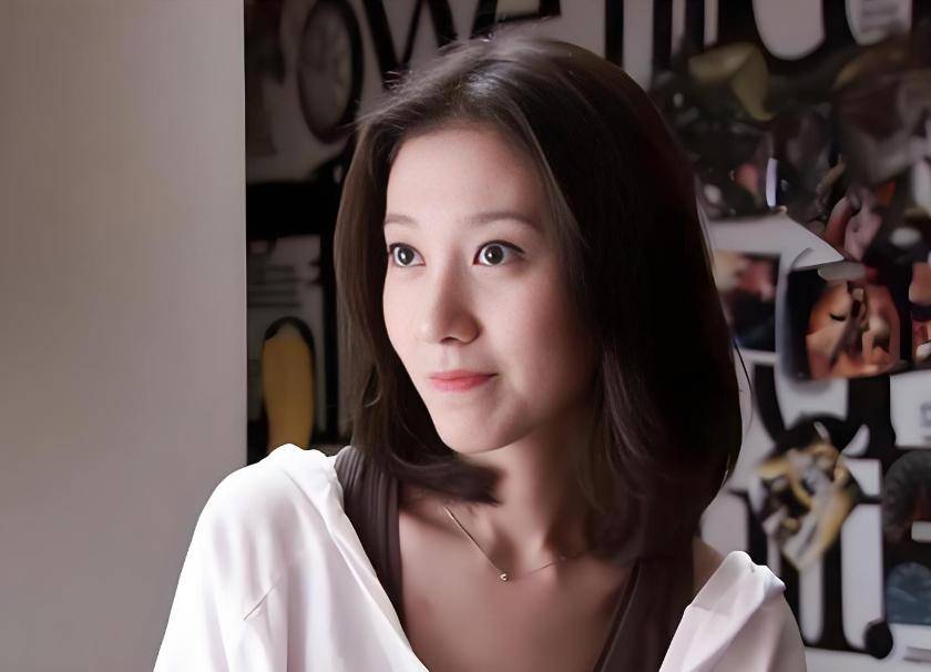 演员高露：戏火人不红，从没有绯闻，看看老公是谁就知道原因了！