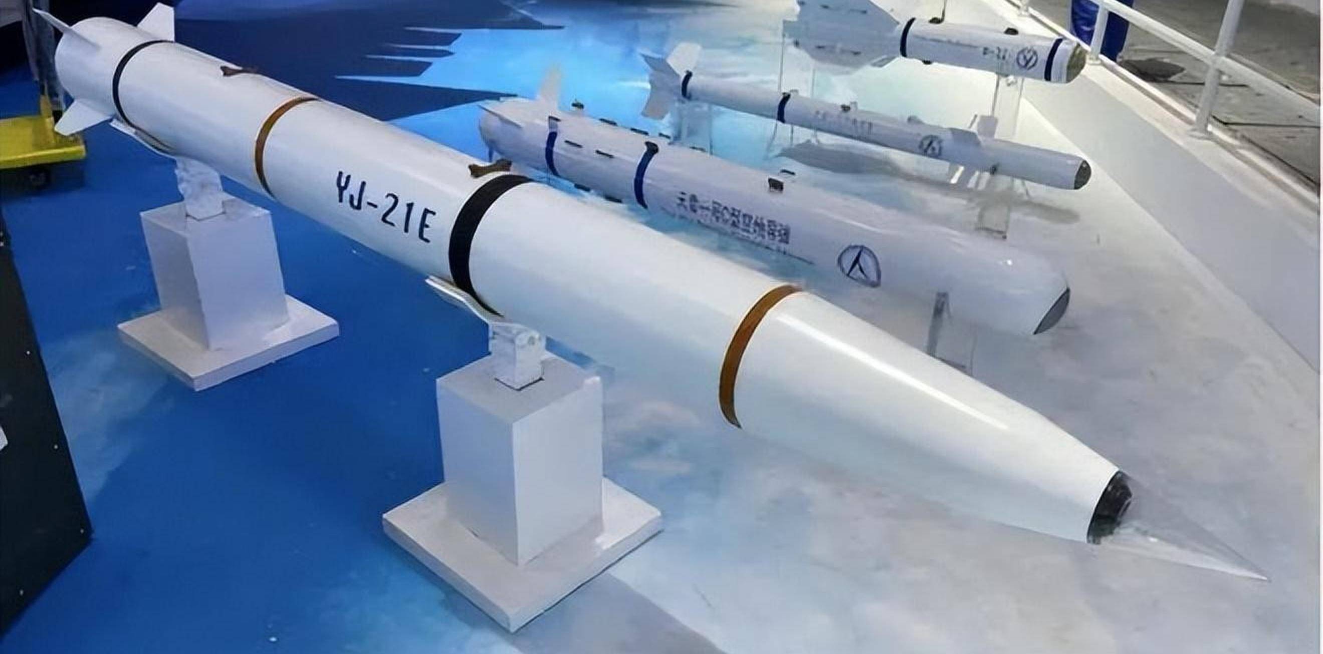 中国海军两度开火捍卫主权，日媒惊呼“水柱冲天”却不敢还手！