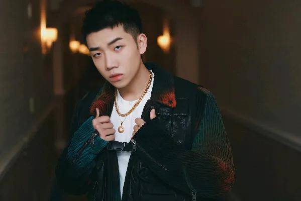 杨和苏张馨月复合,音乐与爱情再续前缘?