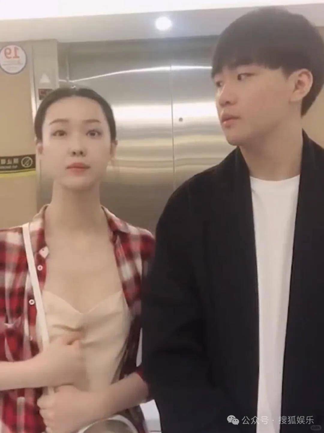“上岸先斩意中人”的前任成了她事业的催化剂？这俩的分手真相好让人唏嘘！