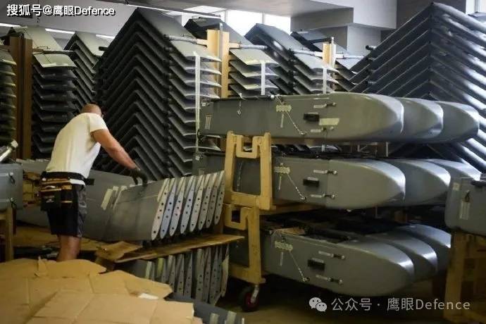 西伯利亚导弹工厂首次暴露在乌军火力之下！俄记者找到了“火烈鸟”制造厂？