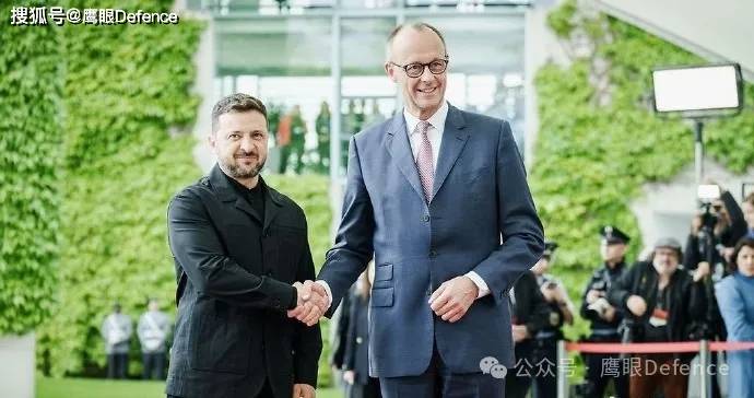 刚刚：击中俄罗斯第二大港！美国向乌克兰出售3350枚低成本巡航导弹