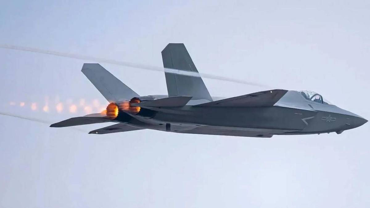 全球最强隐身战力，美军第500架F-35A入列，却遭遇中国“釜底抽薪”，胜负未定？