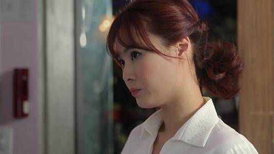 《年轻的母亲》：韩国电影中的家庭与情感纠葛