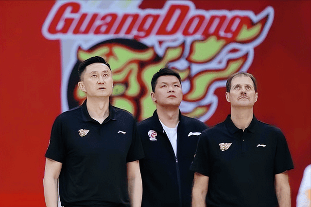 CBA盘口与数据深度__今日CBA盘口分析·大小分策略·球队档案头牌大小外援有望齐聚广东队朱芳雨不再开盲盒重建争冠阵容