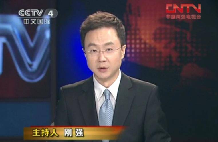 一开口就赢了全场！九三阅兵解说员揭晓，原来是他们两位，都是央视知名主持人，颜值才华气质并存
