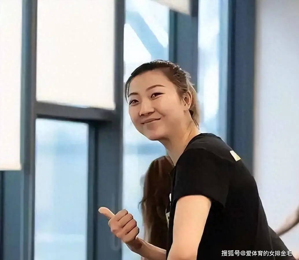 原创             三位中国女排队员或加盟费内巴切！女排兵败世锦赛，迫使排协放人