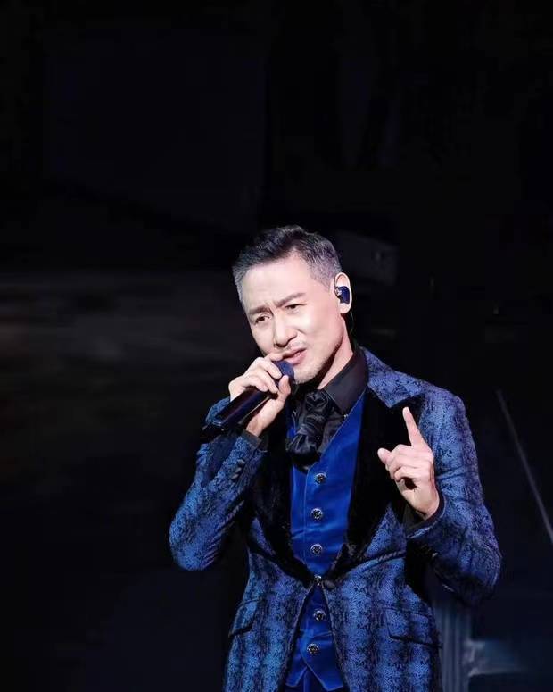 朴树张学友演唱会表现不佳，年龄大了捞金不易，且行且珍惜