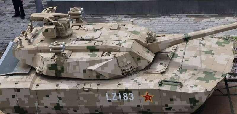 俄乌战场根本没法比！看完大阅兵后，西方该相信中国绝对没援俄