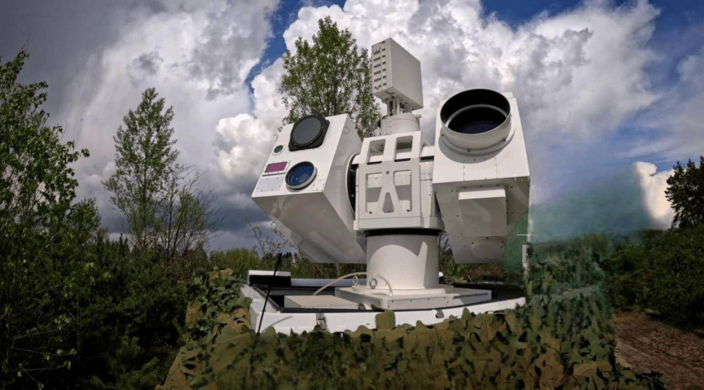 白俄罗斯激光武器亮剑，乌媒五味杂陈，再次证明，中国的路走对了