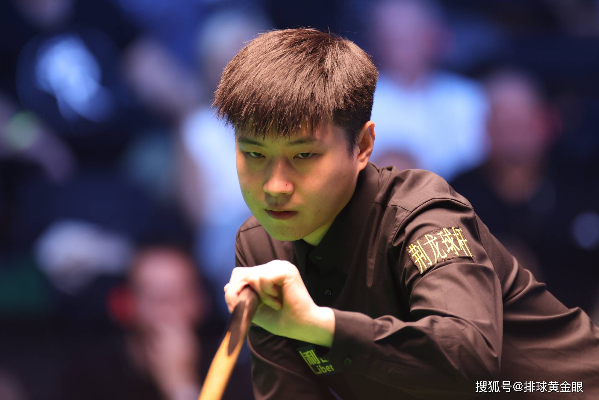 原创             丁俊晖冲击赛季首冠！赵心童5局126分进入瓶颈期，16强中国11进3