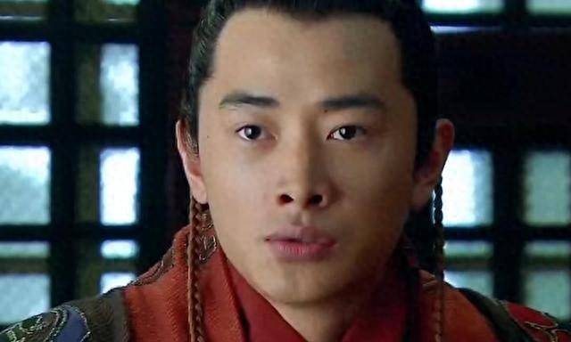 曹操挟天子以令诸侯，汉献帝为何不下令斩了曹操，夺回大权？