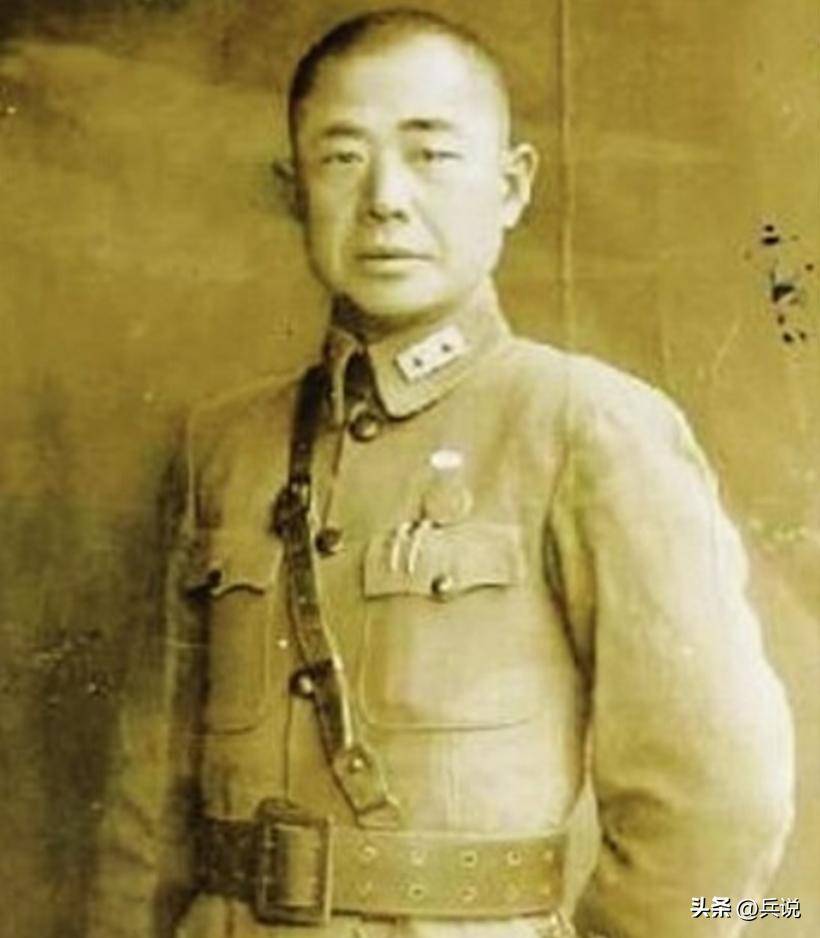 李天佑攻四平，发三次火，被俘参谋自作聪明，遭拍桌子训斥