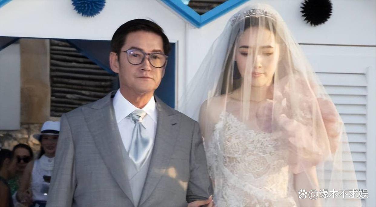 郭碧婷爸爸患病状态曝光，郭碧婷拼命赚钱付药费，向家行为惹争议！