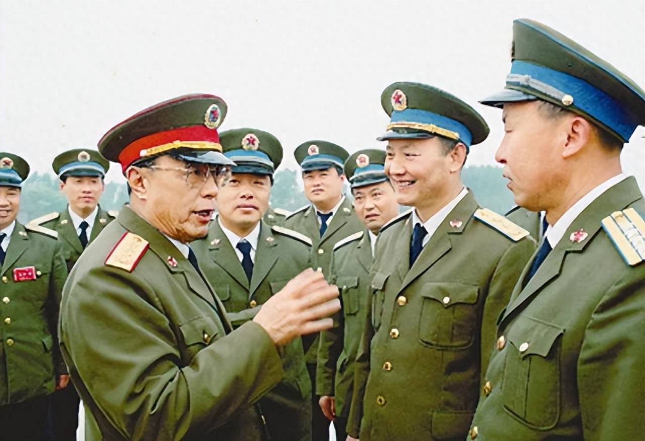 干部部指责军区超配副师不报告，主任杨白冰怒：总部机关没有吗