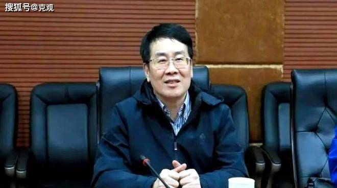 曝宗馥莉辞职原因，娃哈哈新总经理遭深扒，身份果然不简单！