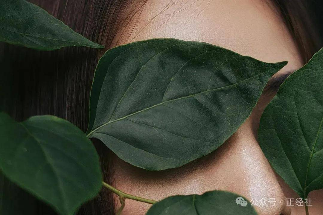 人设垮了，宗馥莉辞职后还有什么前途？丨正经深度
