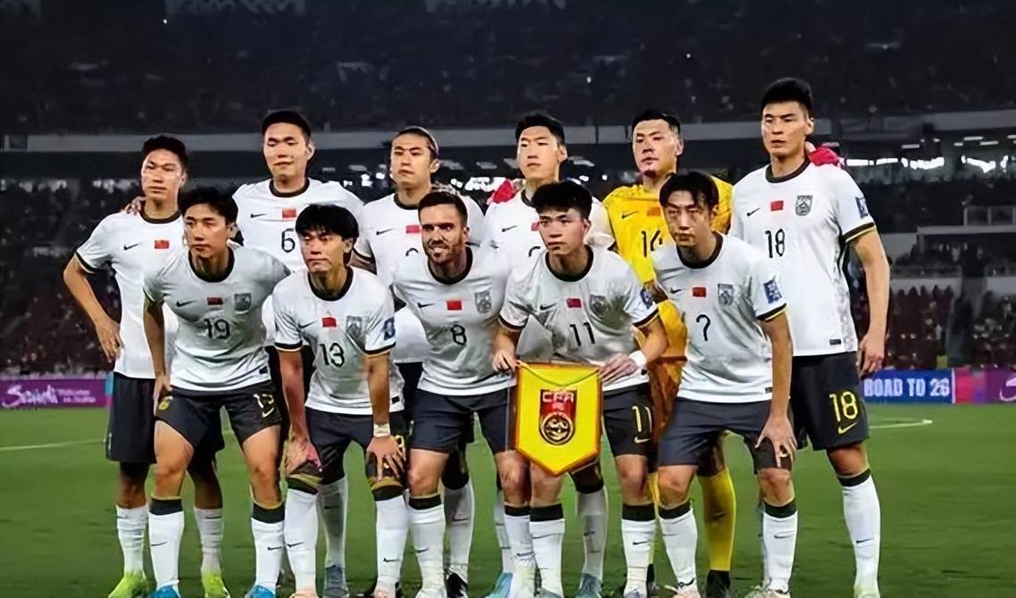 原创             面试表现突出，国足新帅最热门人选浮现，出身欧洲豪门，两大优势无人能及