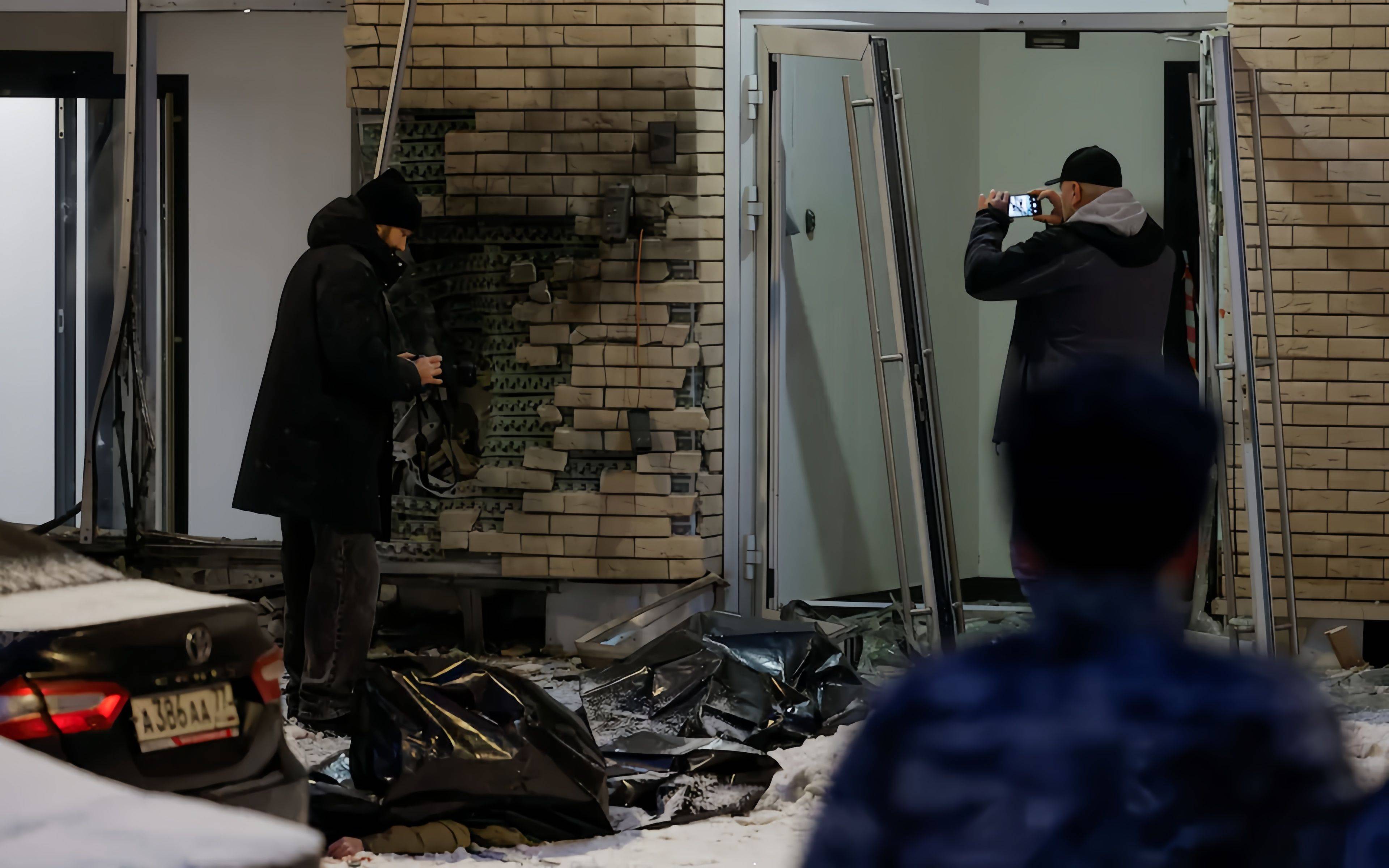 俄军司令被“远程遥控”炸死，最近揭露的细节简直让人毛骨悚然