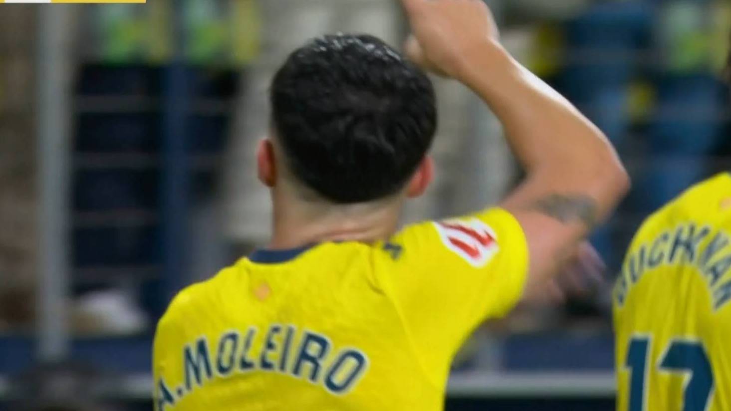 “随着马竞1-0巴萨2-1登顶西甲最新积分