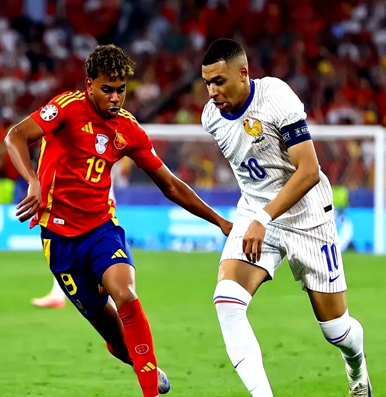 西甲第10英格兰足球超级联赛轮今晚开打赛事全预测皇马对阵巴萨这场有猫腻