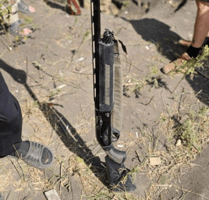 红军村危局：250俄军变营级规模围城，乌军三选一，特种部队抱死冲锋！