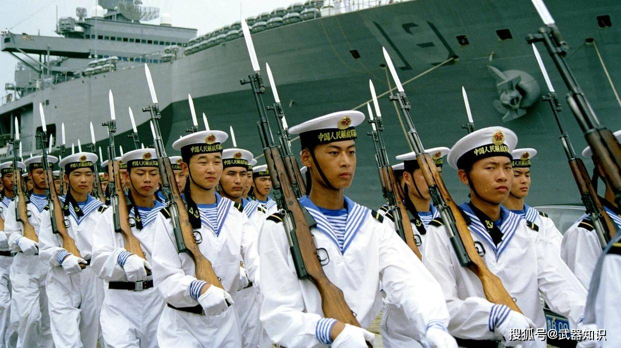 木与钢的经典 硬核解读56式半自动步枪的传奇与战史