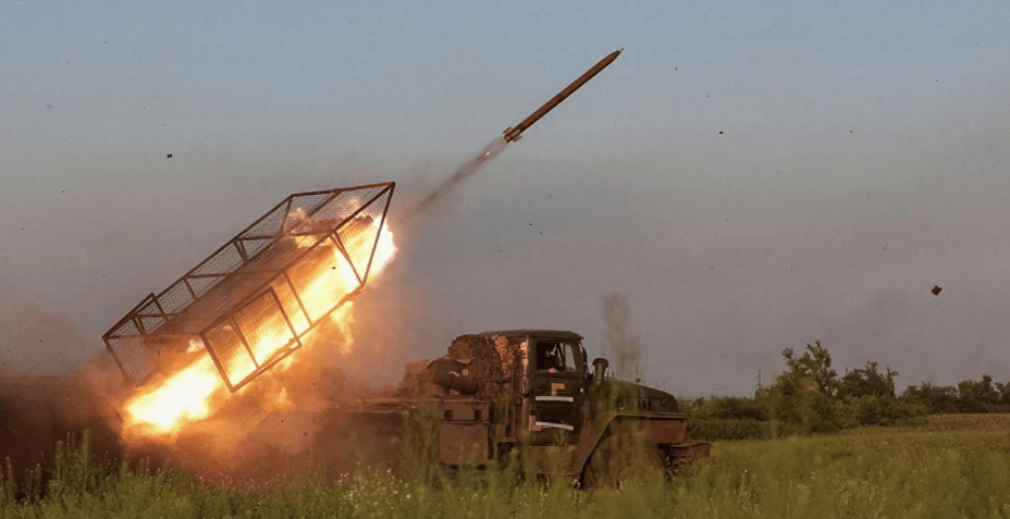 屋漏偏逢连夜雨,红军城万分危急之际,乌克兰又一防线被俄军击溃