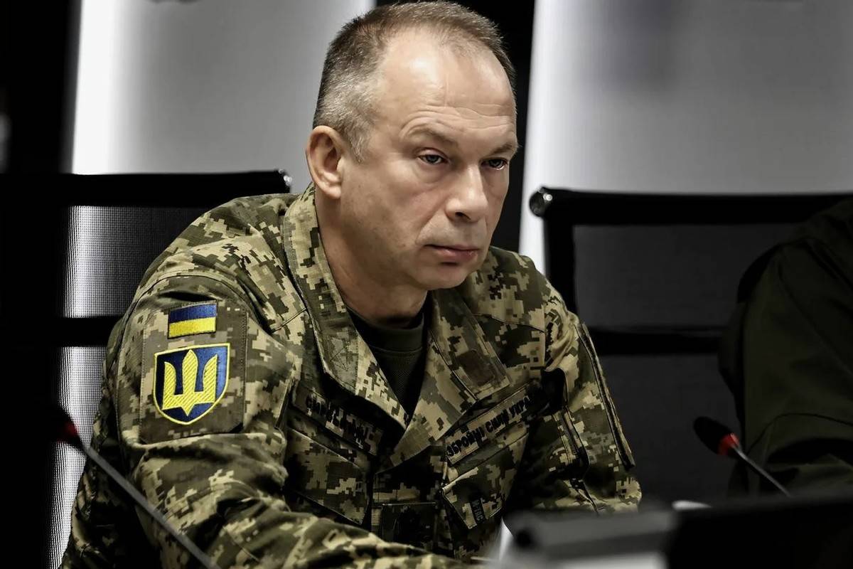 俄军收紧红军城包围圈,乌军绝地反攻三公里生死线,俄国防部称:击退乌军10次突围