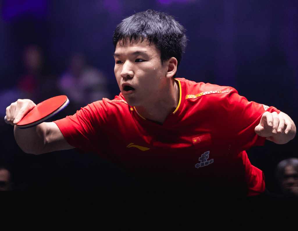 原创             国际乒联公布第45周世界排名：王艺迪重返前四，蒯曼、向鹏下滑