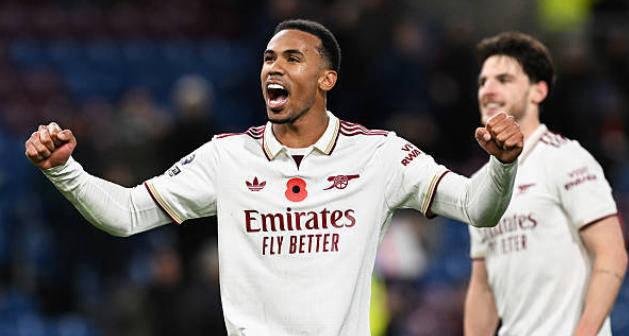 阿森纳2-0伯恩利7分领先英超面临挑战的魔鬼赛英格兰足球超级联赛程