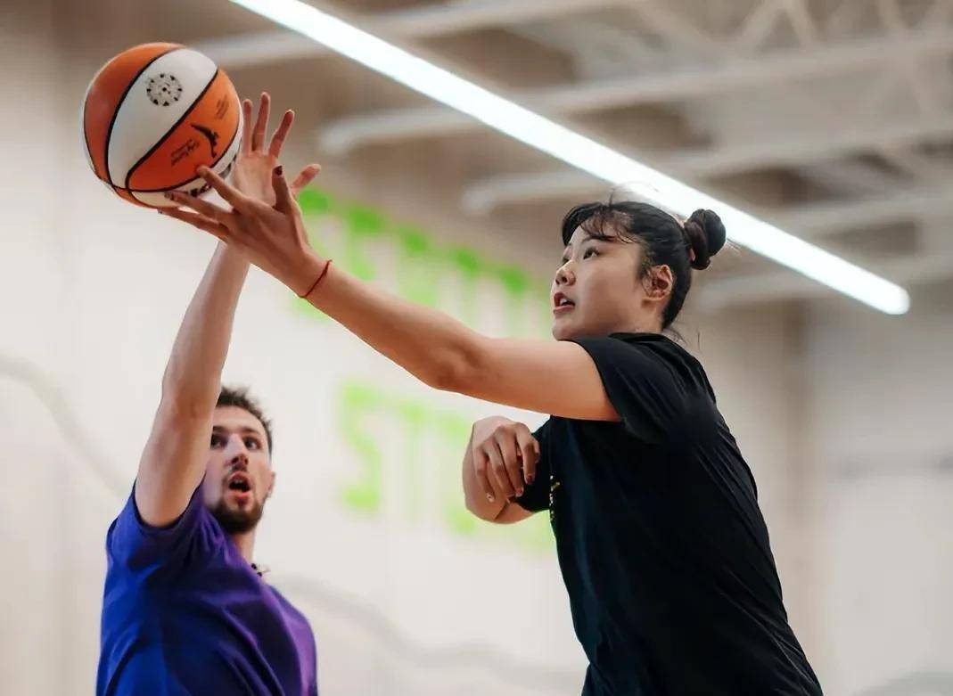 欧洲篮球联赛中文网__赛程比分+球队资讯+盘口分析26岁李月汝放大招！收购欧洲俱乐部为中国女篮铺就留洋快车道