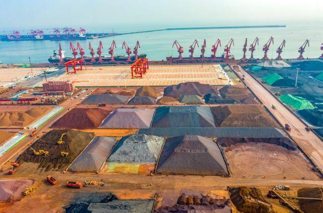 美媒突然发现：中方虽已恢复稀土供应，但又狠狠将了美国一军！