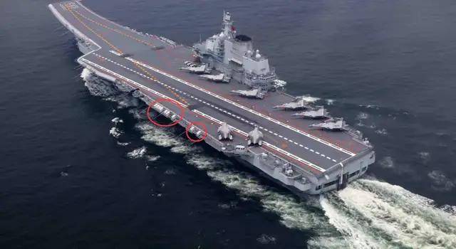 双层软卧变三层硬卧！福建舰宿舍首次公开，咋比辽宁山东舰还挤？