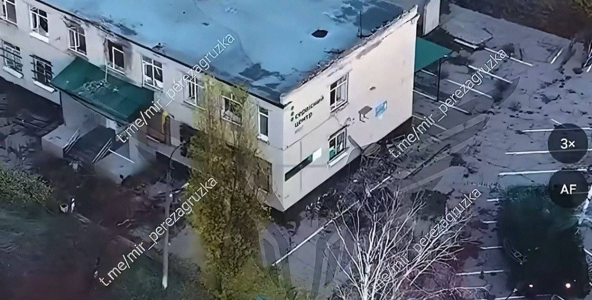 拒不投降？俄罗斯“飓风-S”火箭炮两次齐射：歼灭整个乌军特战队