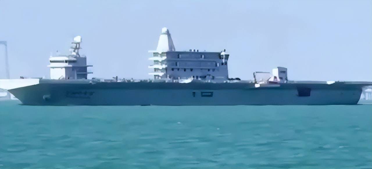 官泄！国产某无人机航母已悄悄服役！中国航母数量已不可查？