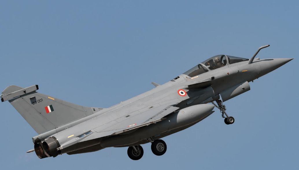 泽连斯基讨到100架战机,俄罗斯这回遇上真正对手,出手比美国更阔绰!